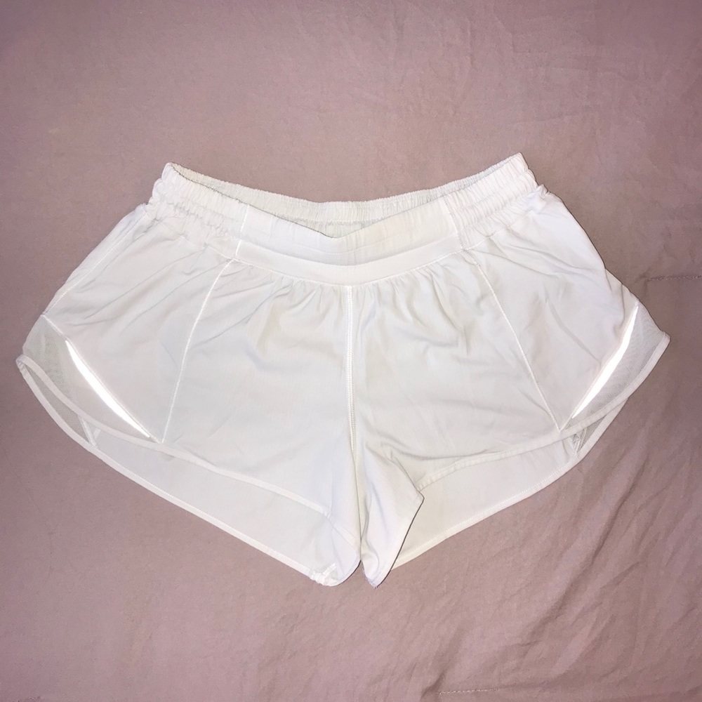 lululemon women shorts white